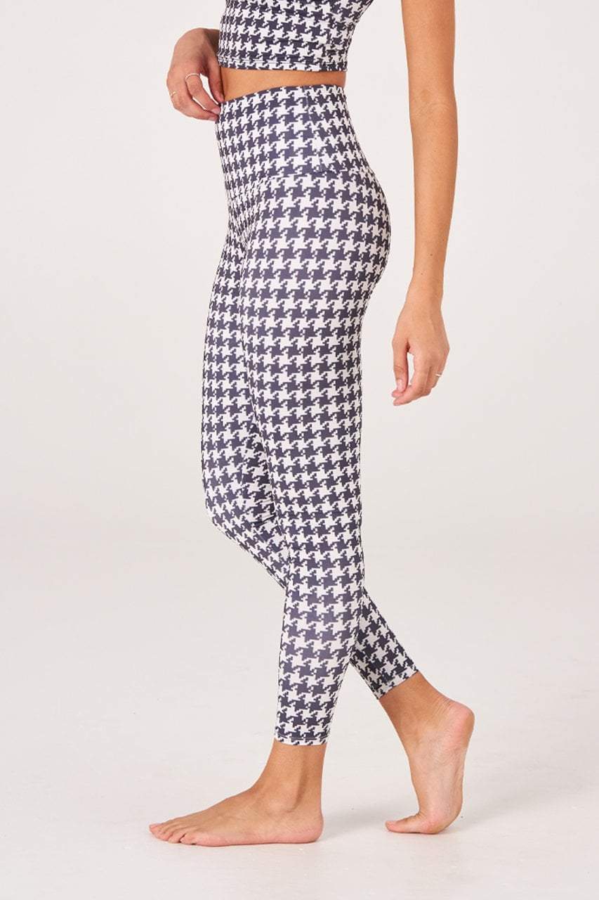 Onzie Leggings High Rise Midi Legging - Houndstooth