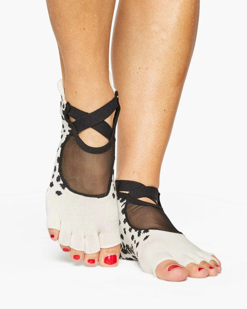 Pointe Studio dancer grip socks Clean Cut Toeless Grip Sock - Dots